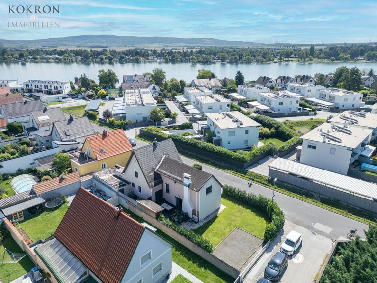 Das Haus in unmittelbarer Nähe zum Neufeldersee