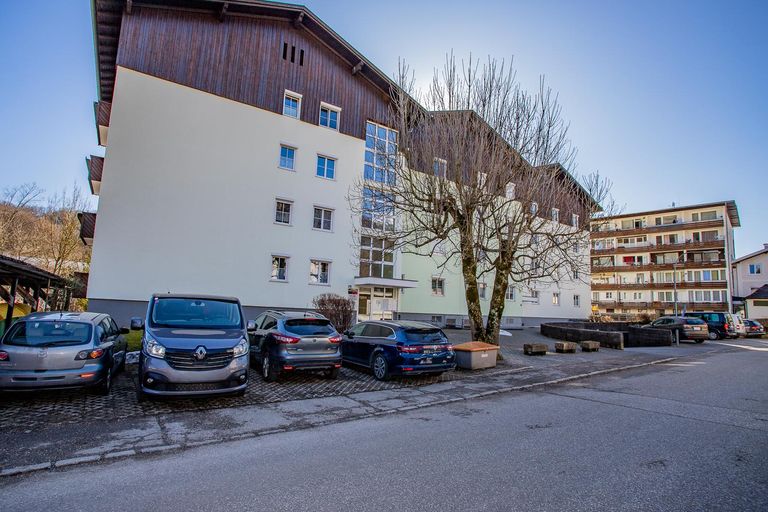 Weitere Parkmöglichkeiten vorm Haus