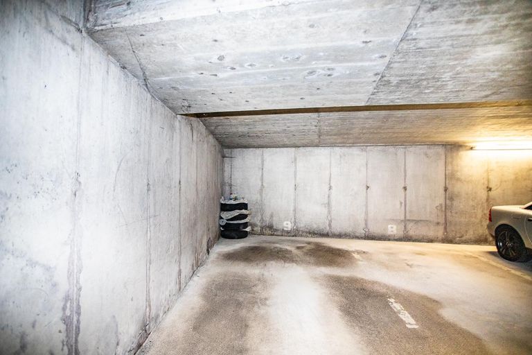 Zugeordneter Tiefgaragenstellplatz