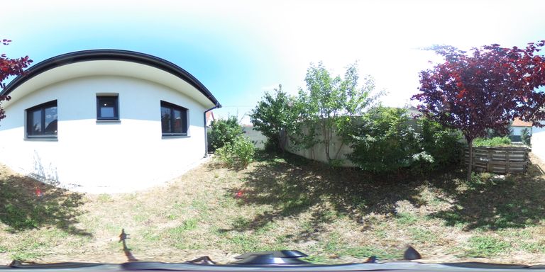 20 Gartenseite links