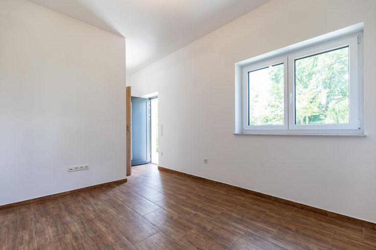 25 EG Wohneinheit Zimmer2