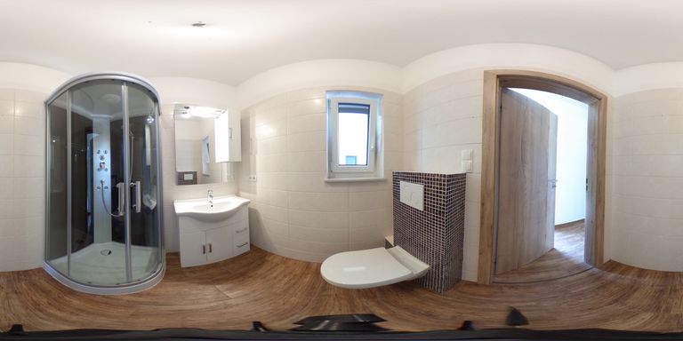 13 EG Wohneinheit Bad