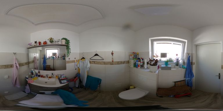 R0011059