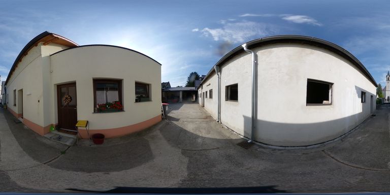 R0011040