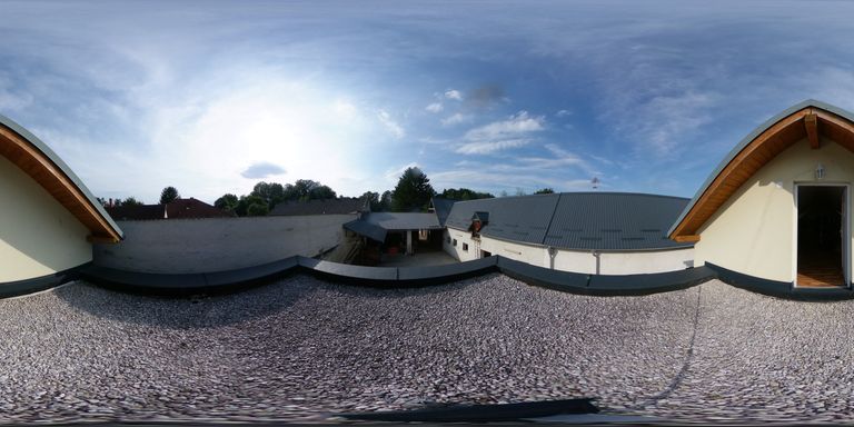 R0011073