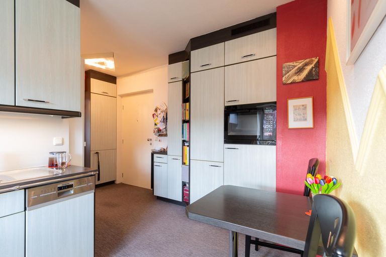 Küche mit Essbereich