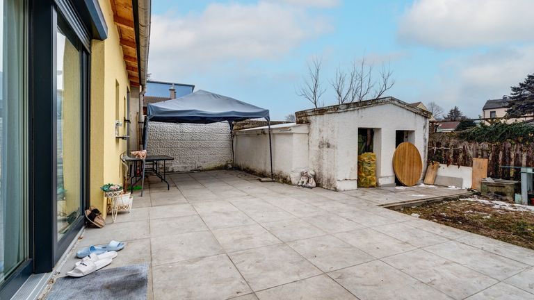 Terrasse / Nebengebäude