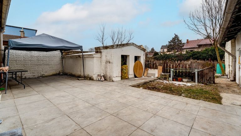 Terrasse / Nebengebäude