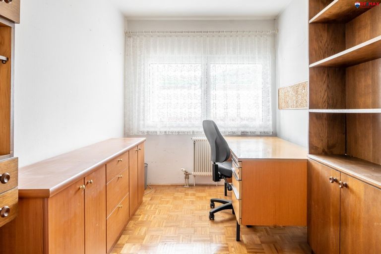 Kinder- / Arbeitszimmer