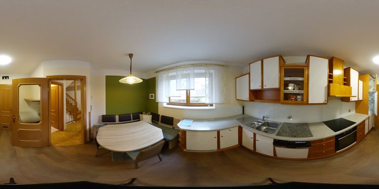 360° Essbereich und Küche