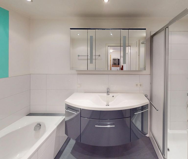 Pfunds - Wohnung - Badezimmer