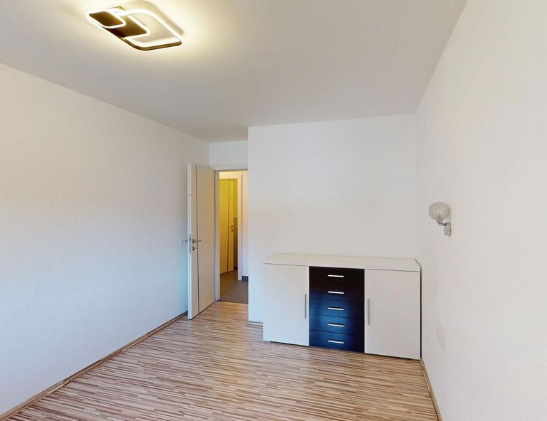 Pfunds - Wohnung - Zimmer III