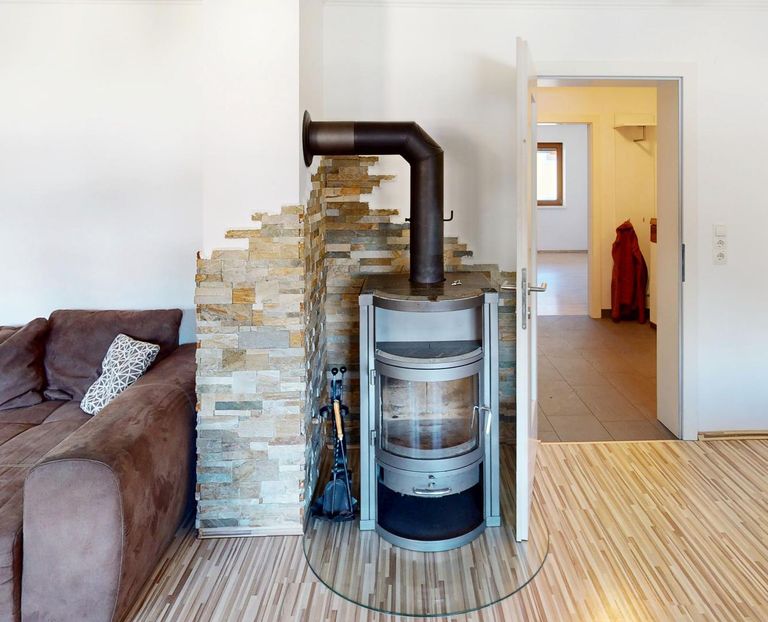 Pfunds - Wohnung - Kamin