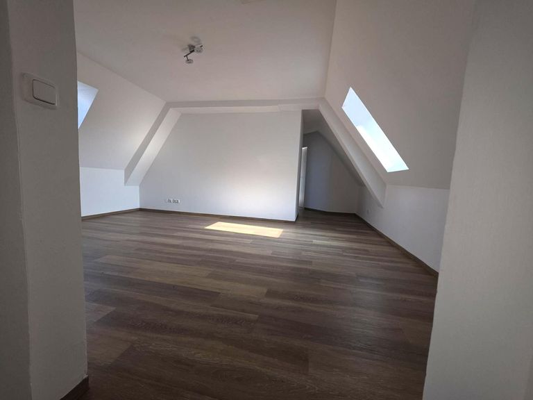 20260304_120906_resized