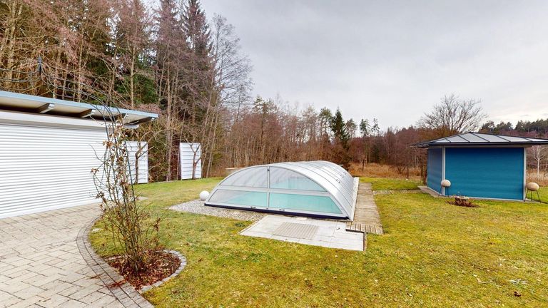 Nebengebäude, Pool, Whirlpool