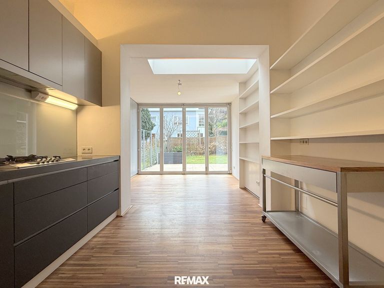 Erdgeschoss - Küche und Essbereich