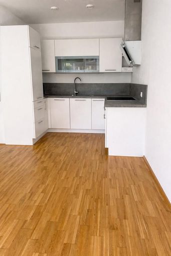 Küche mit Essbereich