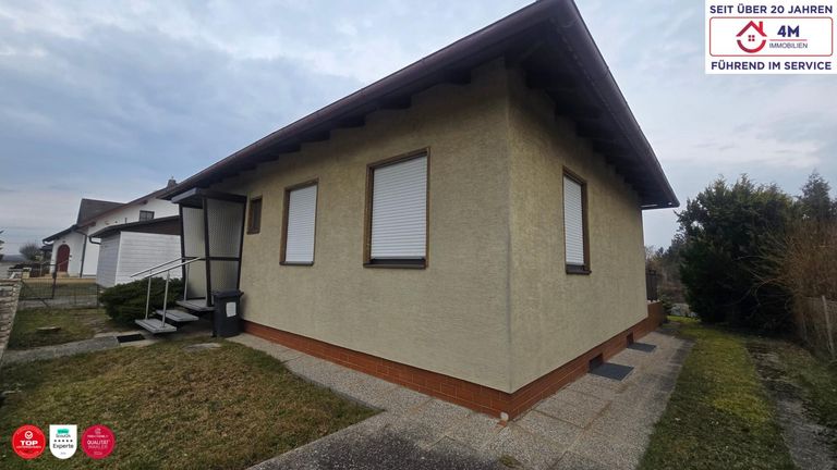 Straßenansicht Haus