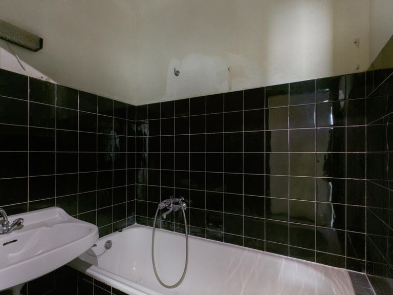 CAM04191G0-PR0081-STILL006