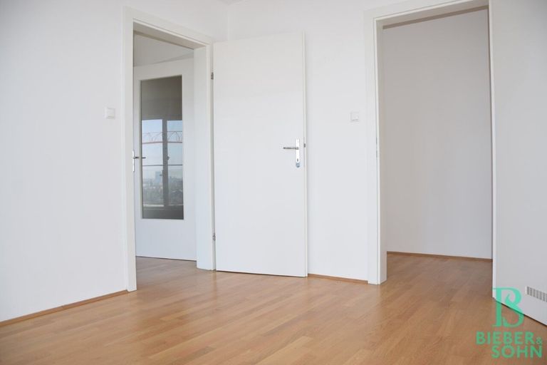 Zimmer/Blick Wohnraum