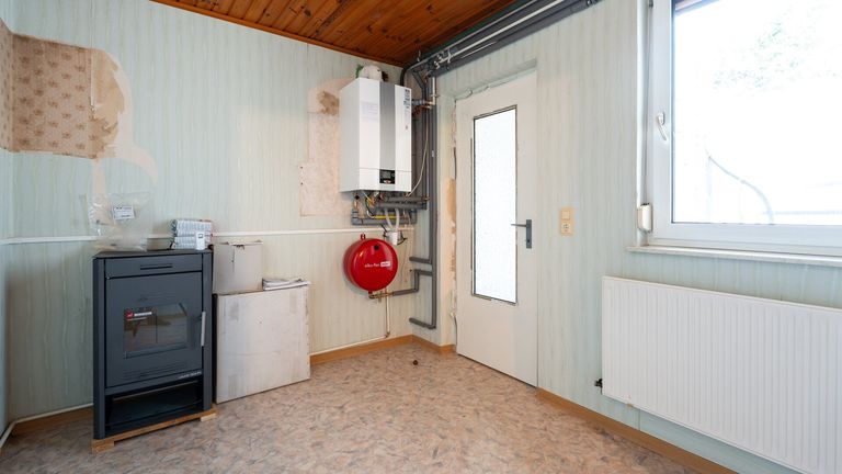 Durchgangszimmer / Heizraum