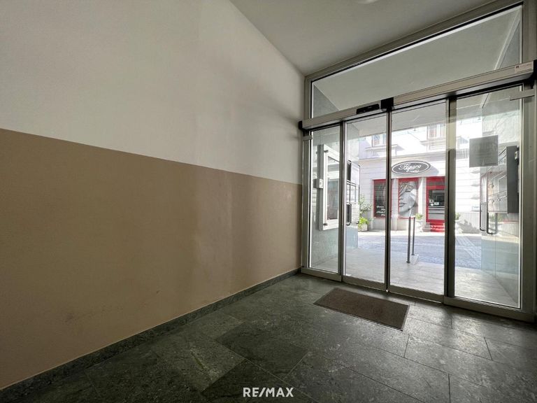 Eingangsbereich Wohn-/Geschäftsbereich