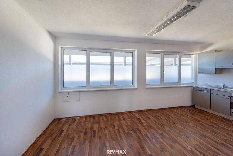 Küche/Aufenthaltsraum/Besprechungsraum