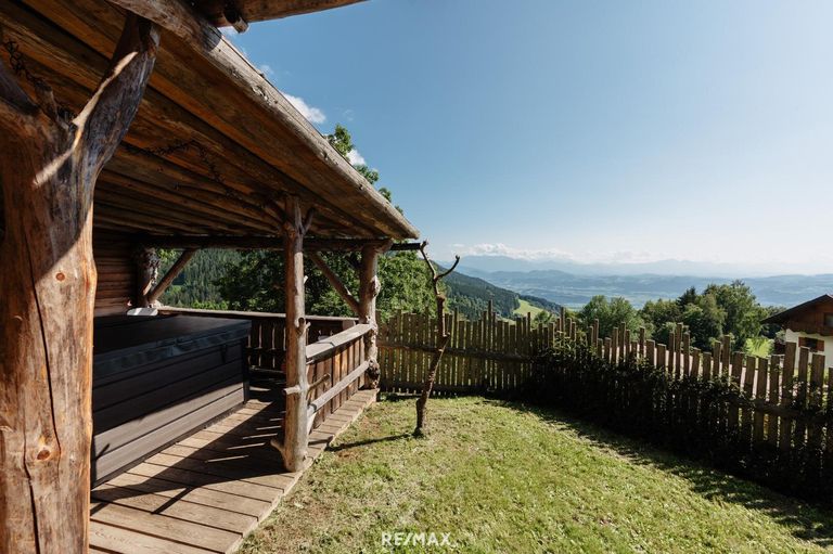 Whirlpool mit Garten