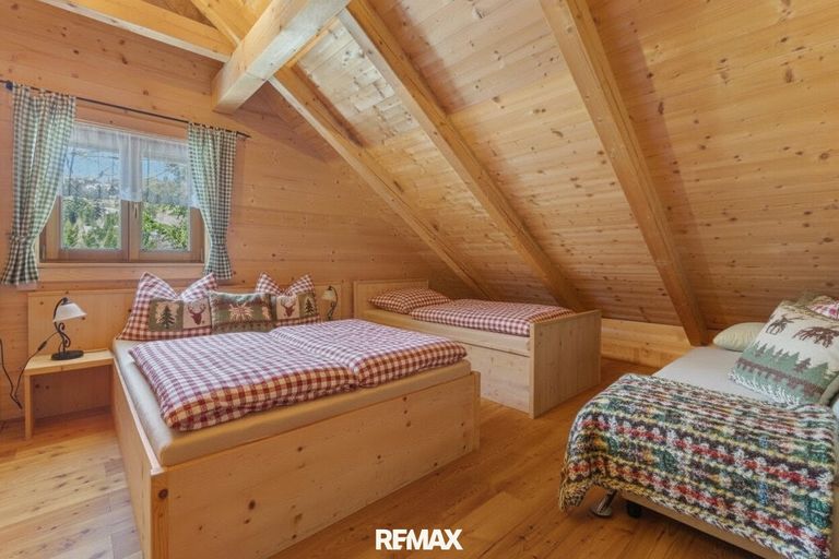 Schlafzimmer 2