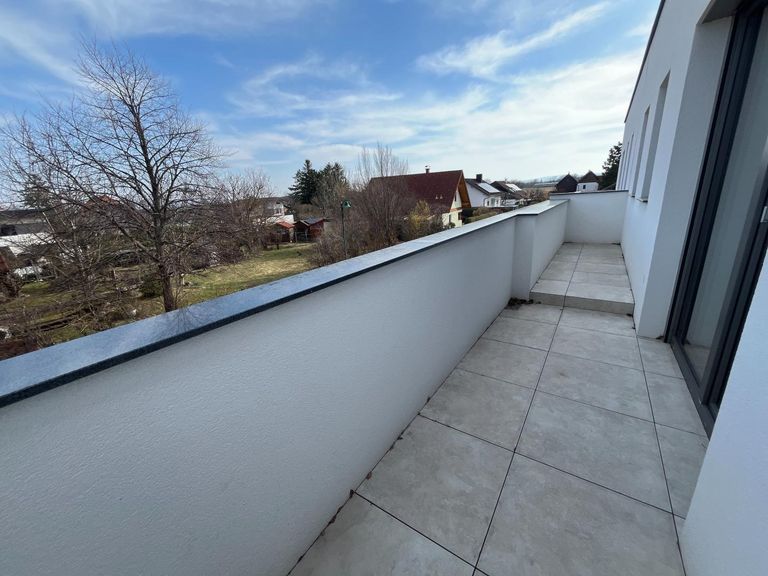 Balkon - Vorderseite