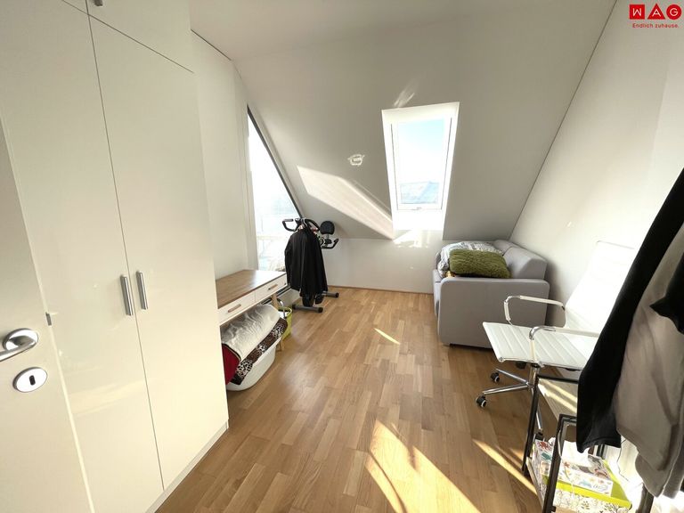 Kinderzimmer/Bürozimmer