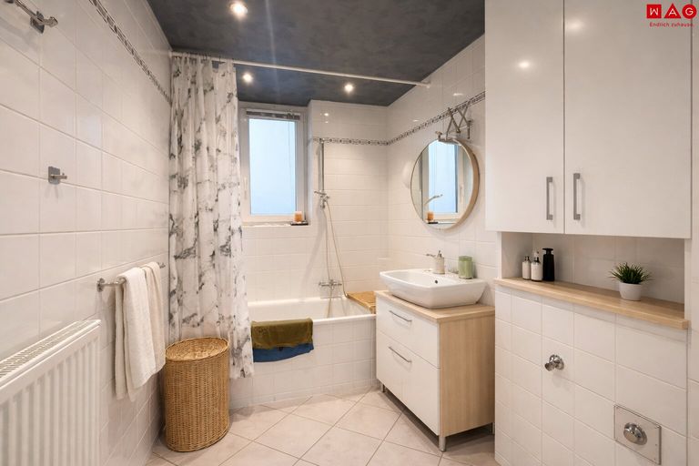 KI generiertes Badezimmer