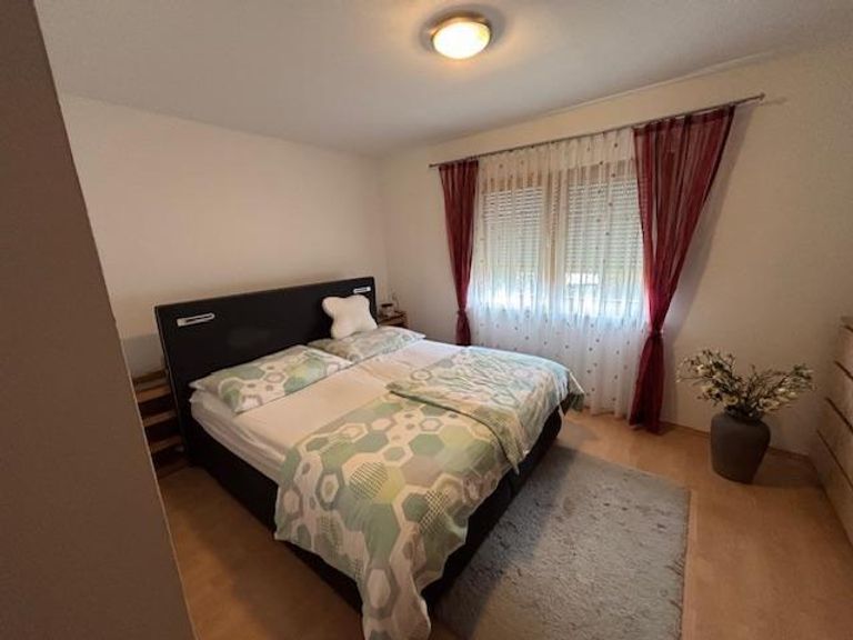 Schlafzimmer EG